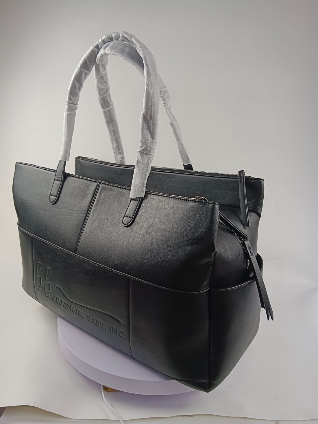 BB Inc Signature Weekender